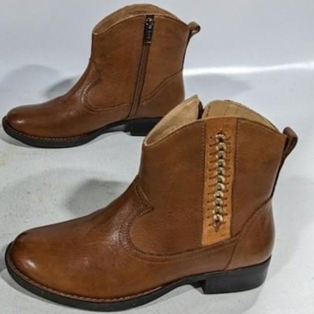 Nurture Willa brown leather boots, IOB, 7.5